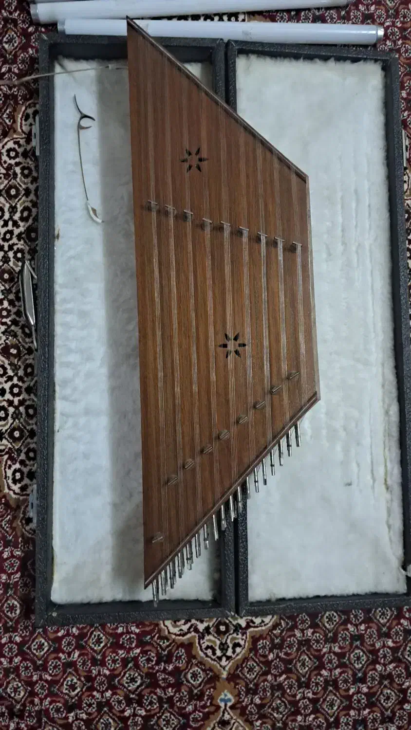 سنتور|سازهای سنتی|قم, باجک دو|دیوار