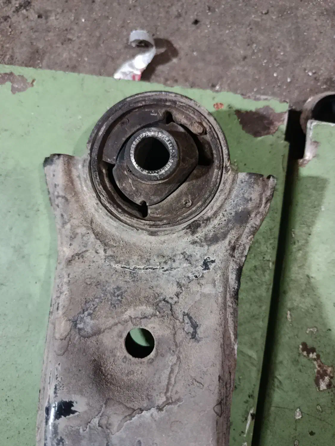 تعمیر کمک|خدمات موتور و ماشین|بندر انزلی, معلم|دیوار