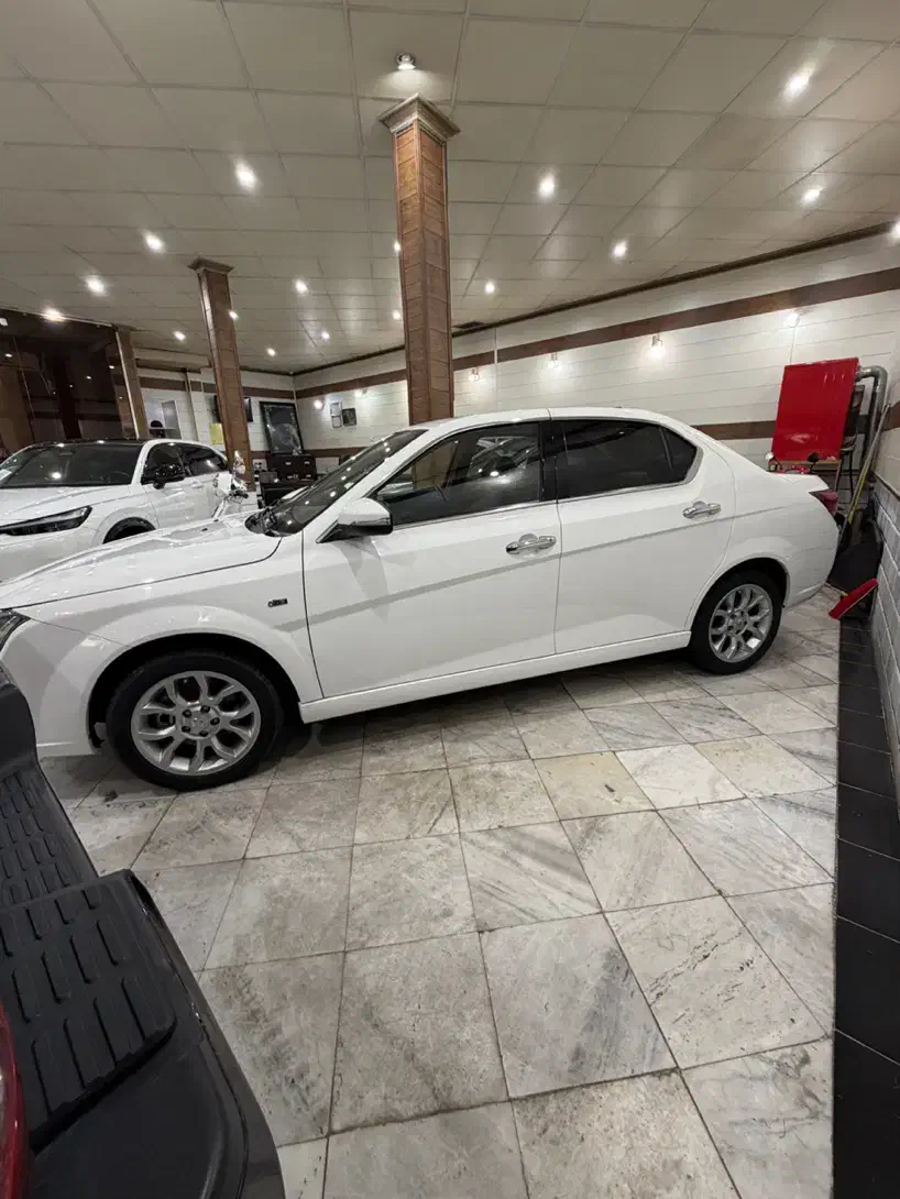 دنا ۱۴۰۲ اتومات بیرنگ|خودرو سواری و وانت|قزوین, |دیوار