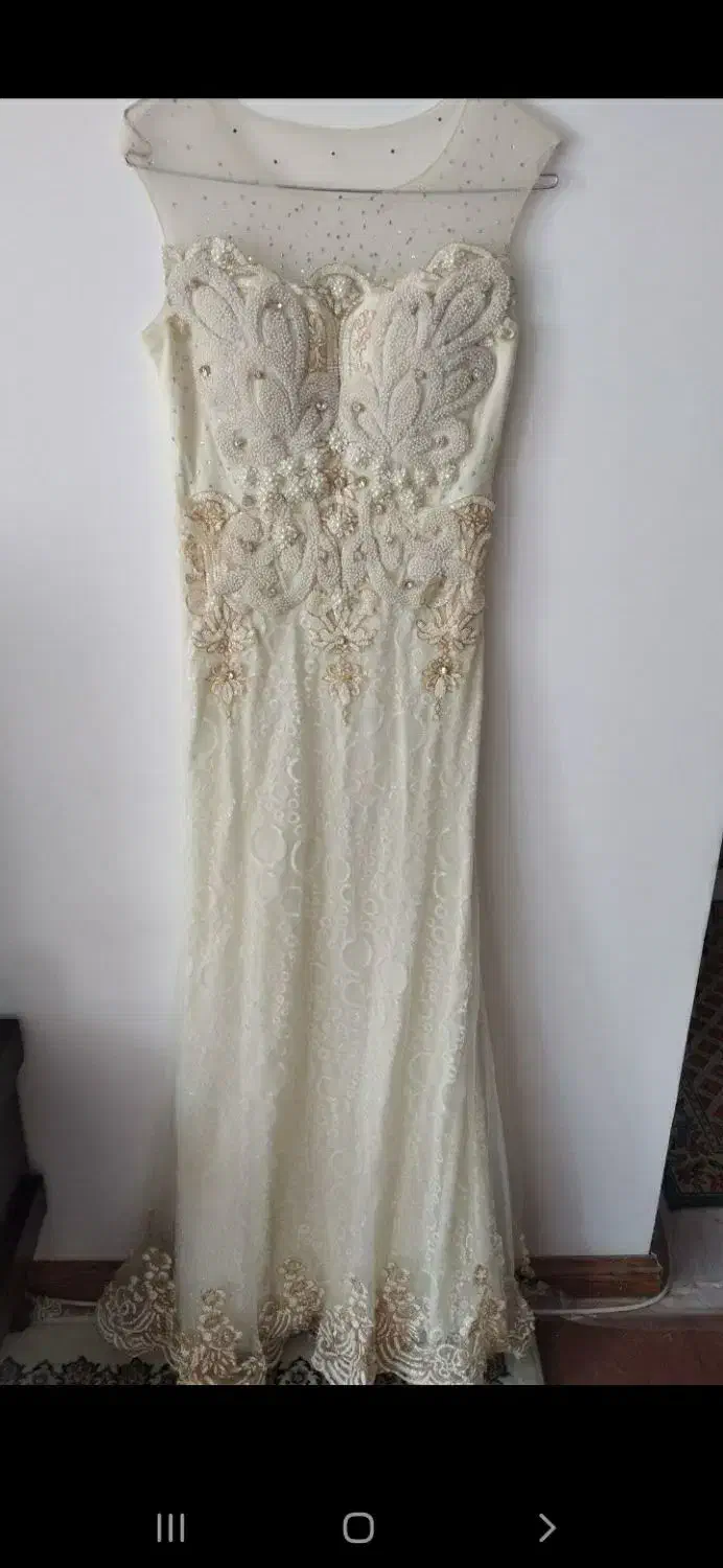 لباس مجلسی ومانتووکلی لباس قیمت مناسب|لباس|گلبهار, شهر جدید گلبهار|دیوار