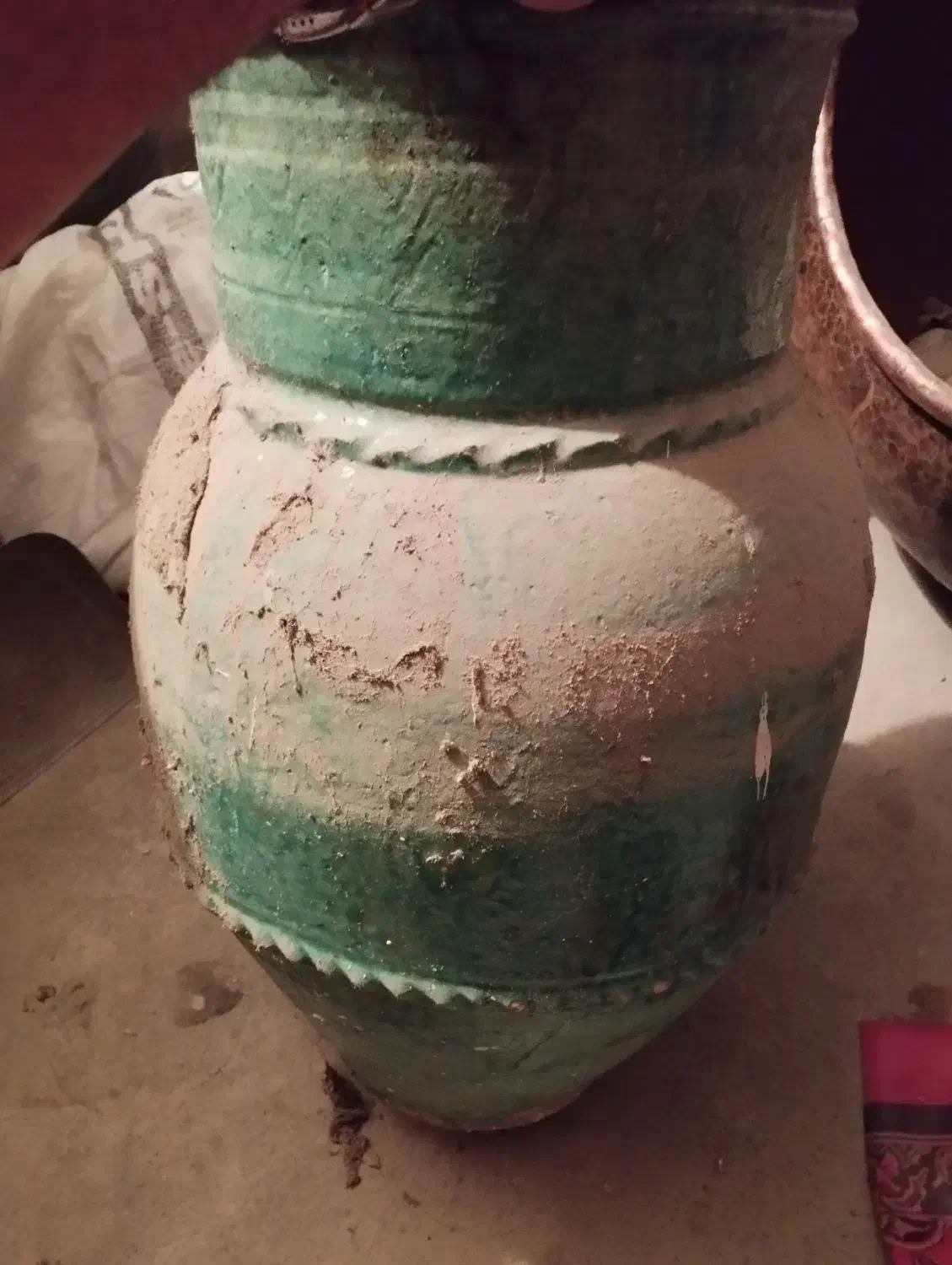 فروش خمره (بلونی) قدیمی در شهرضا|کلکسیون اشیاء عتیقه|شهرضا, |دیوار