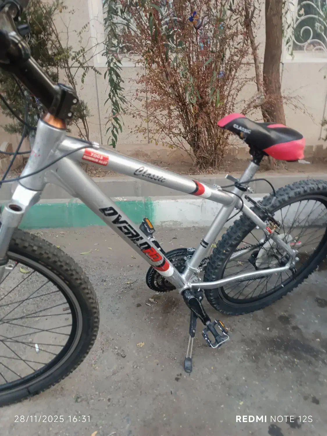 دوچرخه المنیوم دندهای|دوچرخه، اسکیت، اسکوتر|رودهن, |دیوار