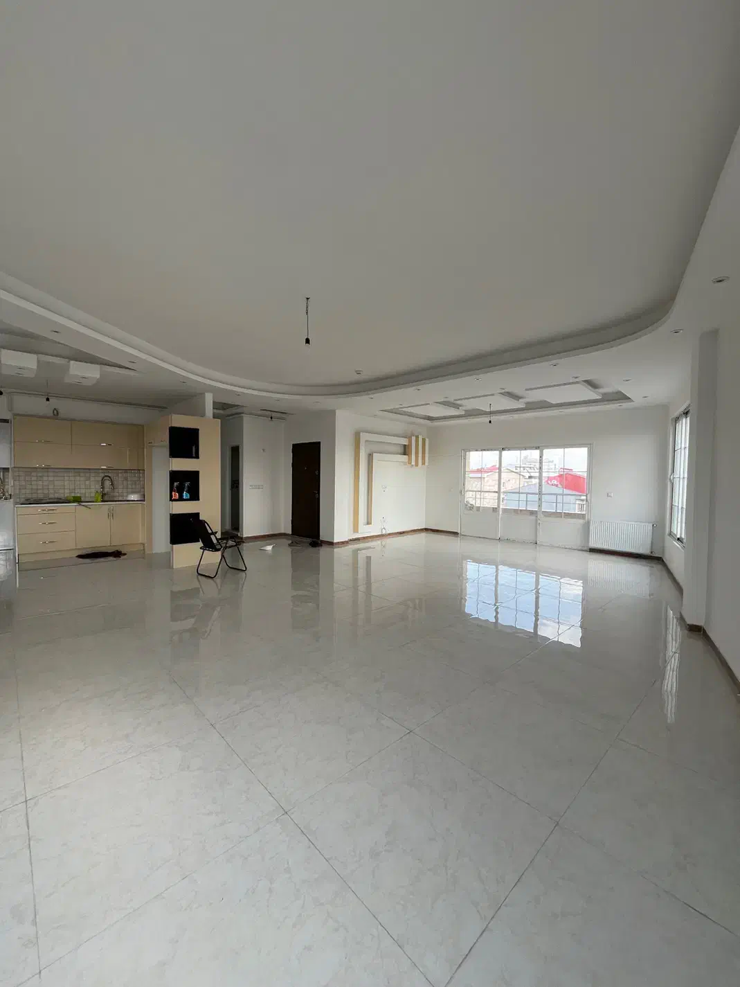 تک واحد ۲۰۰ متری ۳ خواب سنددار/منظریه ایران پوپلین|فروش آپارتمان|رشت, منظریه|دیوار