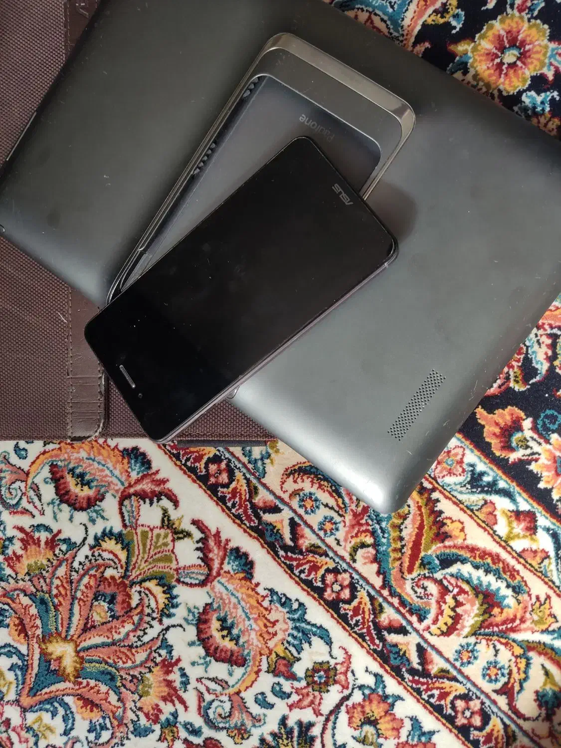 تبلت (پدفون) ایسوس|تبلت|اصفهان, هزارجریب|دیوار