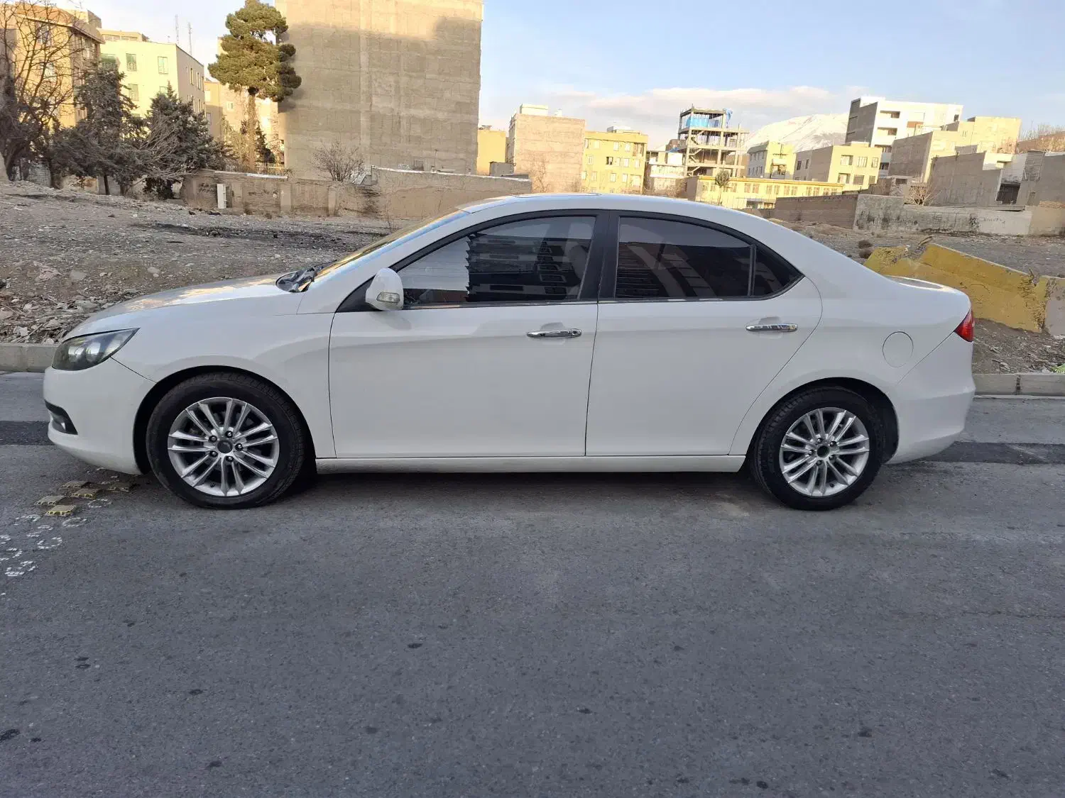 جک جی ۵ اتومات|خودرو سواری و وانت|تهران, تهرانسر مرکزی|دیوار