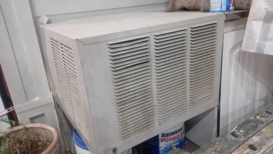 کولر گازی پنجره ایی|کولر گازی و فنکوئل|خرمآباد, |دیوار