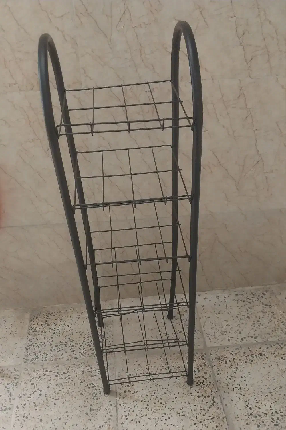 جاکفشی|جاکفشی، کمد، دراور|قدس, شهر‌قدس|دیوار