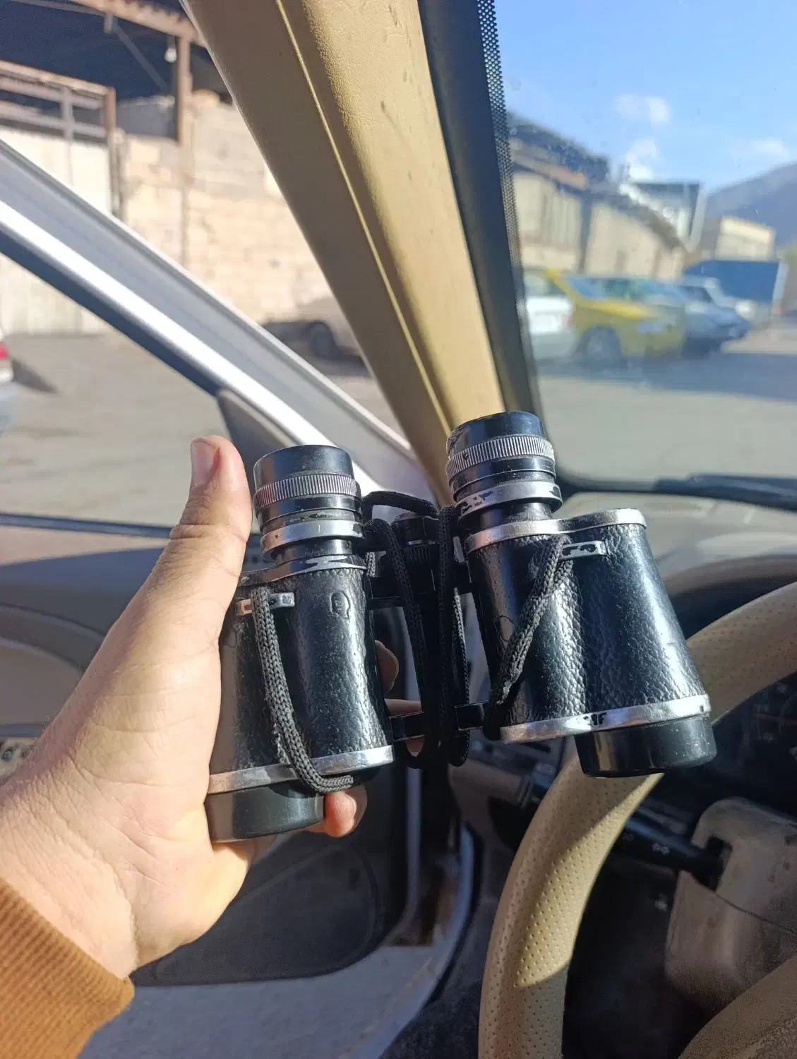 دوربین روسی قدیمی|کلکسیون اشیاء عتیقه|فیروزآباد (فارس), |دیوار