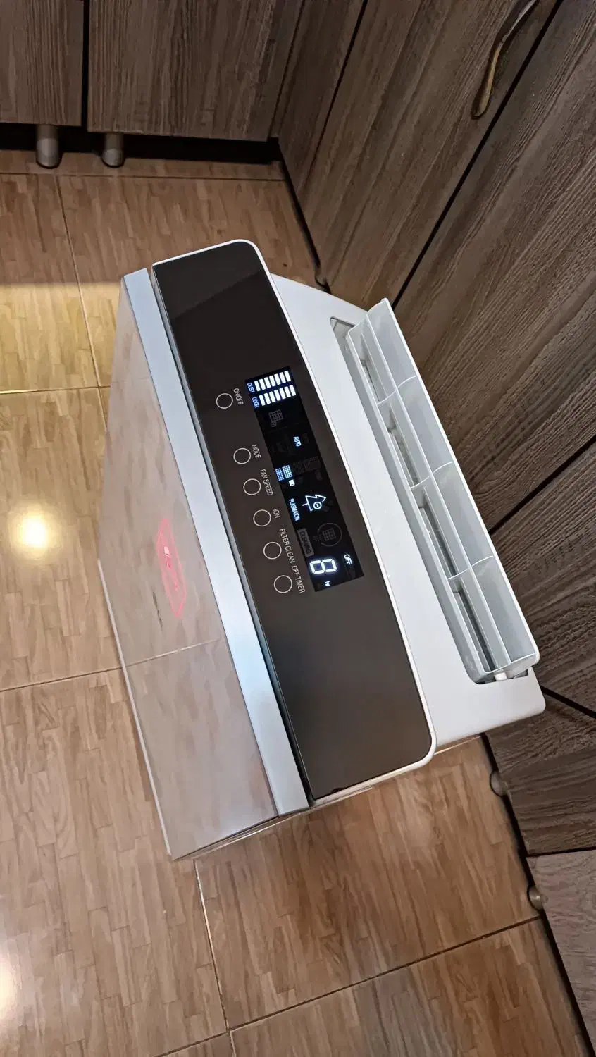 تصفیه هوا تسویه هوا تهویه هوا ساز الجی ایرجوی|پنکه و تصفیه‌کنندهٔ هوا|چهاردانگه (تهران), |دیوار