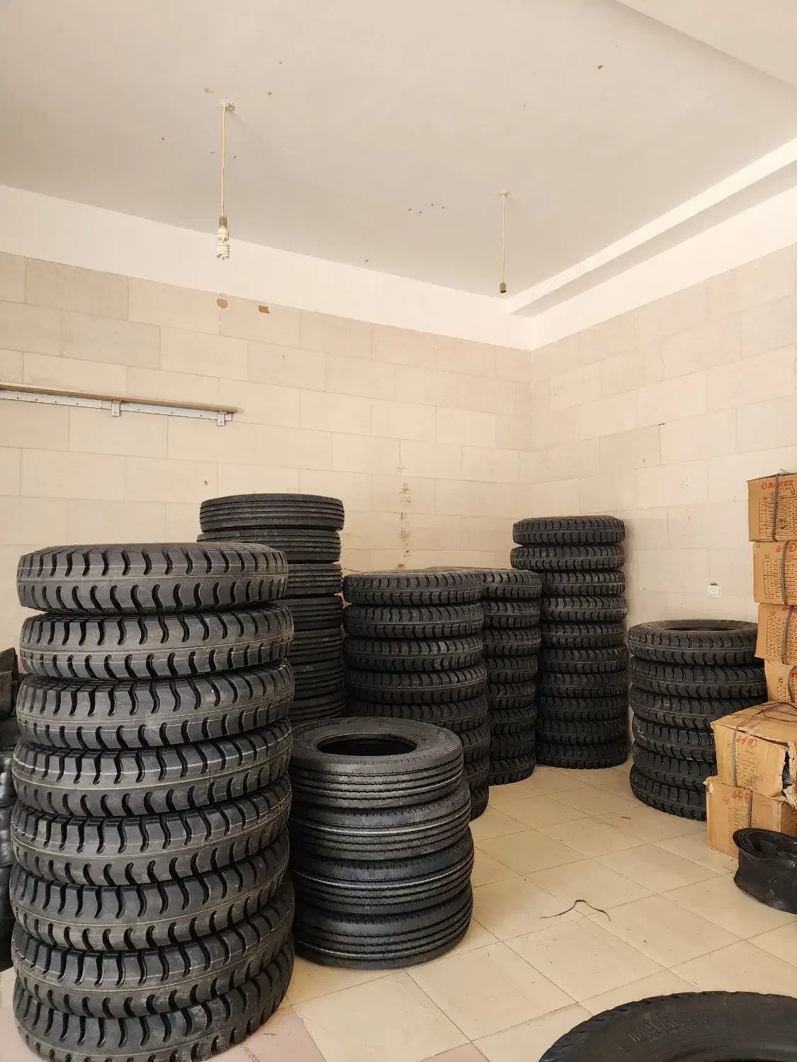 مرکز توزیع رینگ و لاستیک دولتی|قطعات یدکی و لوازم جانبی|یاسوج, |دیوار