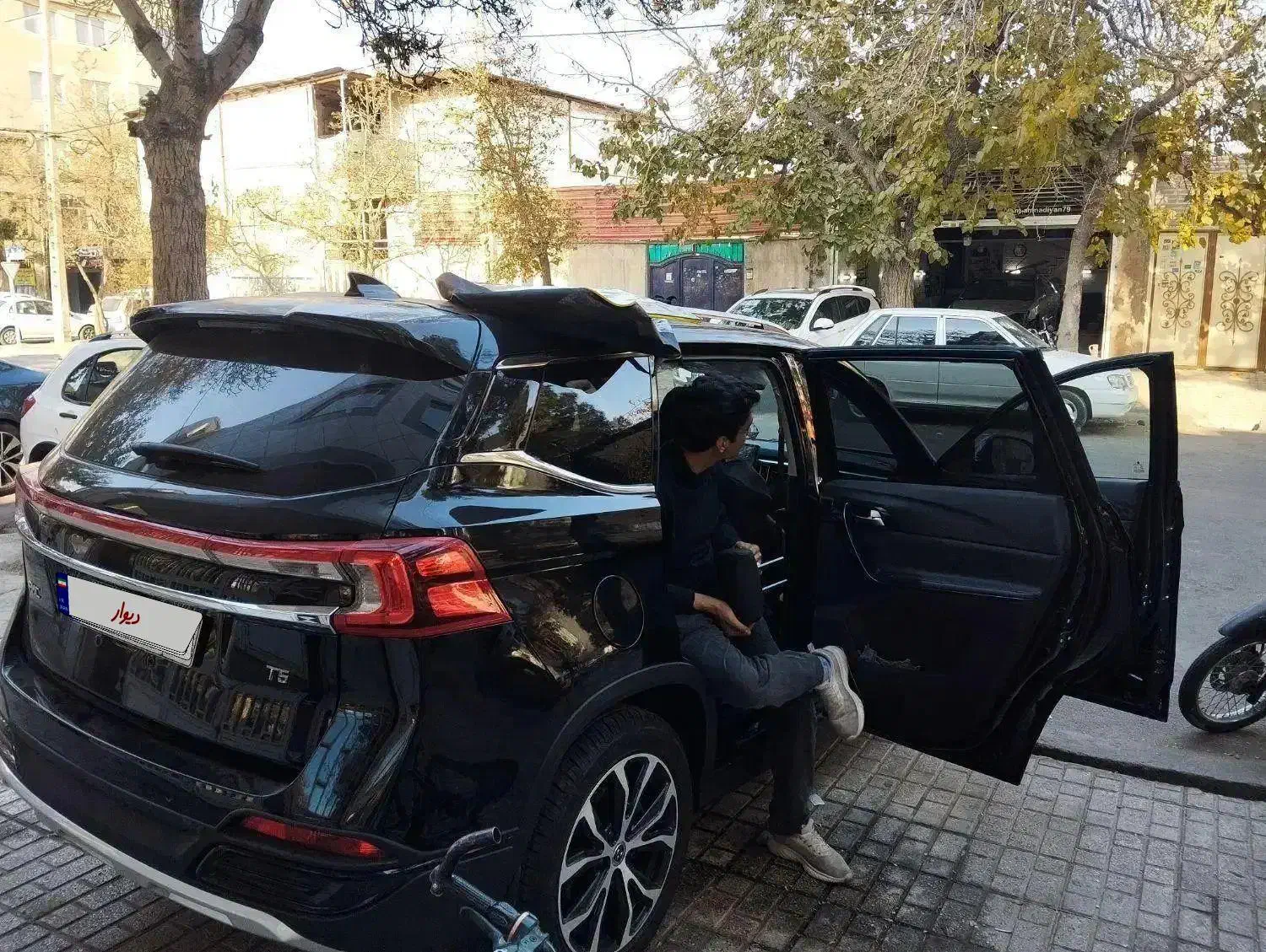 fmc t5 معاوضه با آپارتمان|خودرو سواری و وانت|مشهد, پروین اعتصامی|دیوار