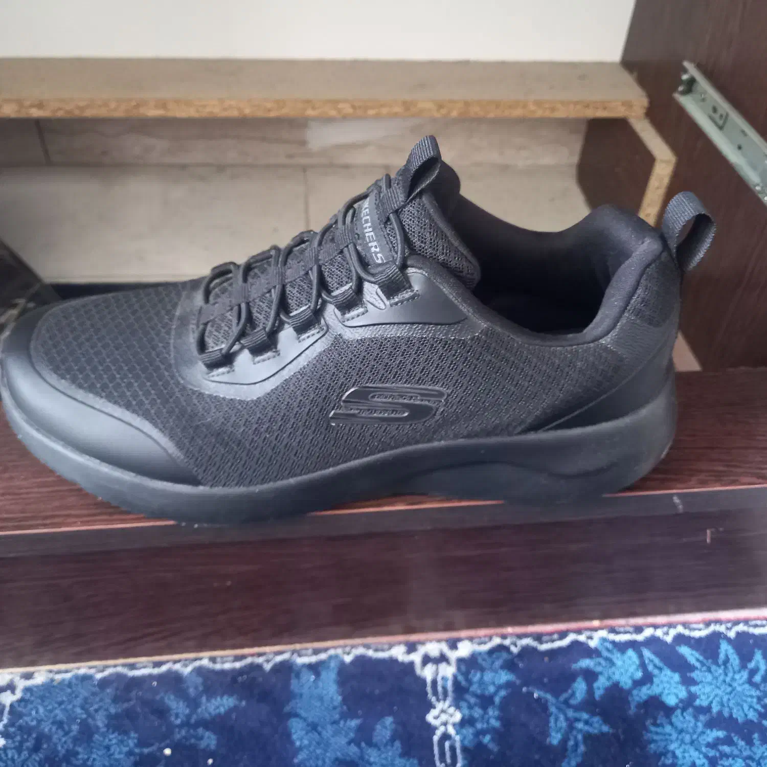 کتونی اسکیچرز سایز ۴۲ اورجینال|کیف، کفش، کمربند|تهران, جوادیه|دیوار