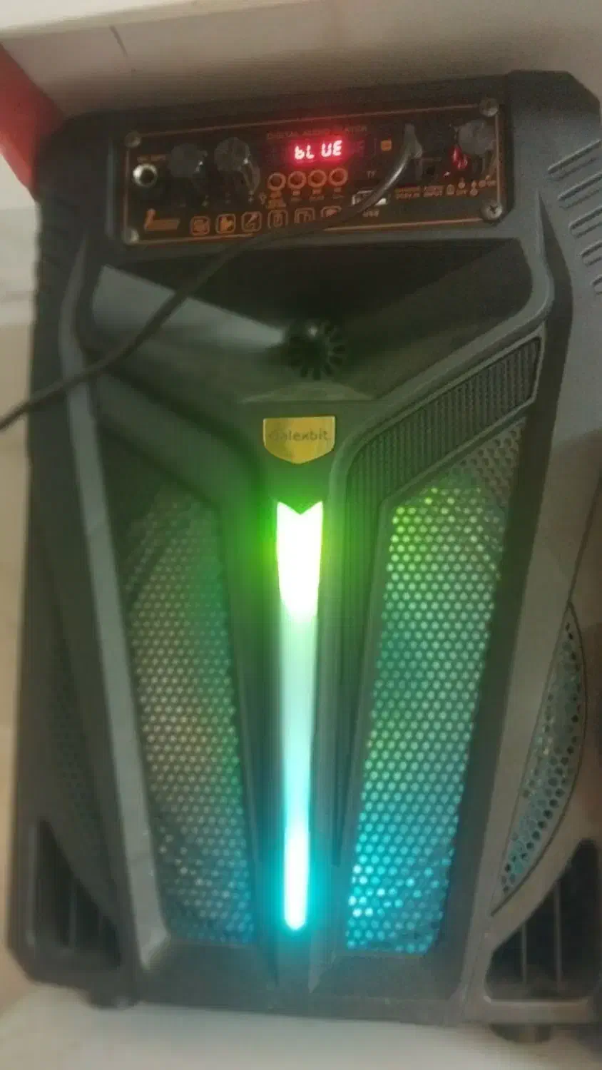 اسپیکر شارژی فلش خور میکرفن دار|سیستم صوتی خانگی|گلبهار, شهر جدید گلبهار|دیوار