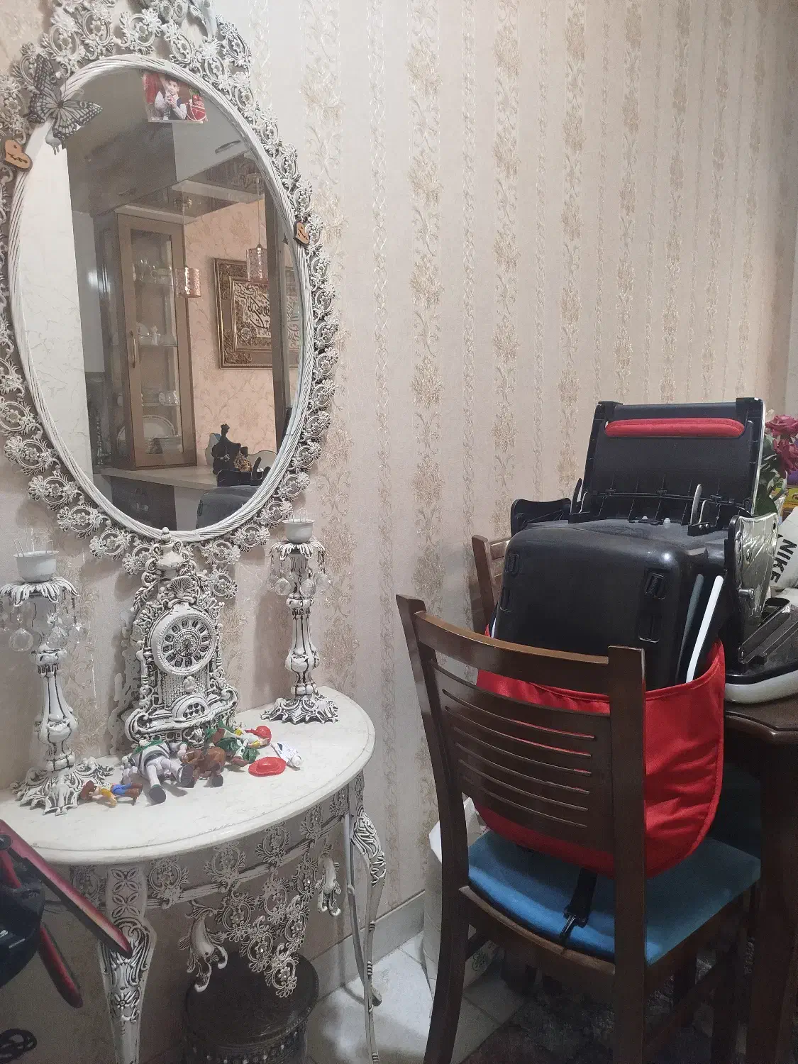 آینه وشمعدان|آینه|تهران, ستارخان|دیوار