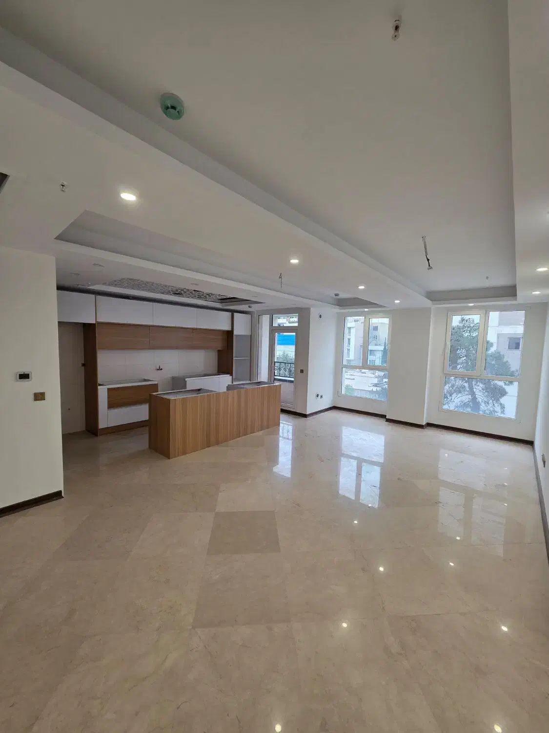 ۹۰متر۲خ نوساز کلیدنخورده تاپ لوکیشن جنت آباد جنوبی