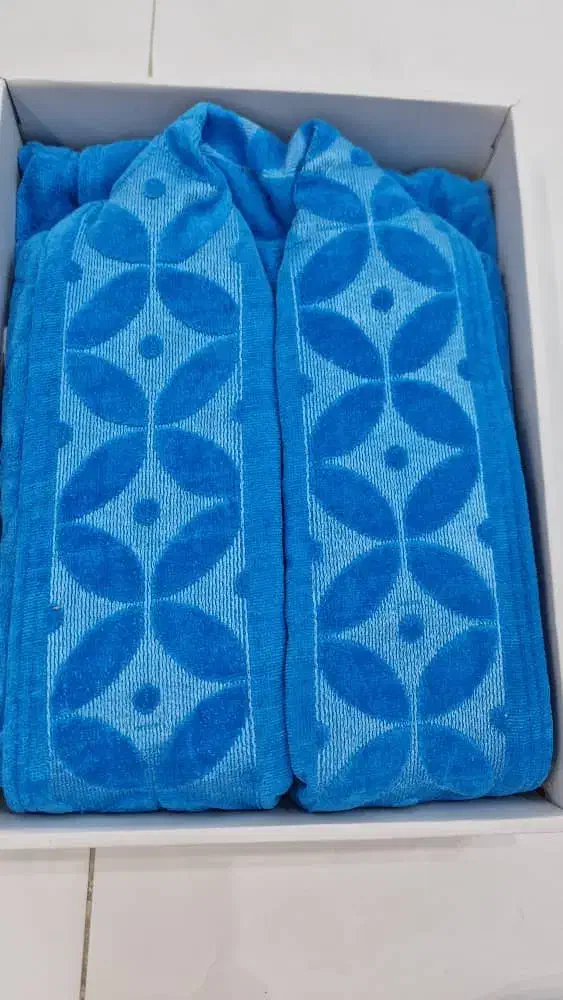 فروش حوله تن پوش قدی|لباس|پشتکوه (سیستان و بلوچستان), |دیوار