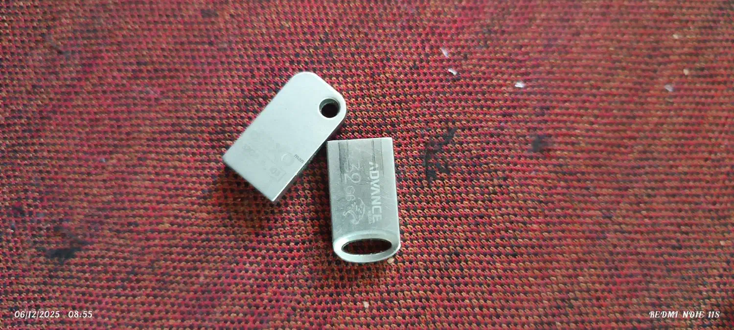 فلش۳۲|قطعات و لوازم جانبی رایانه|مشهد, گلشور|دیوار