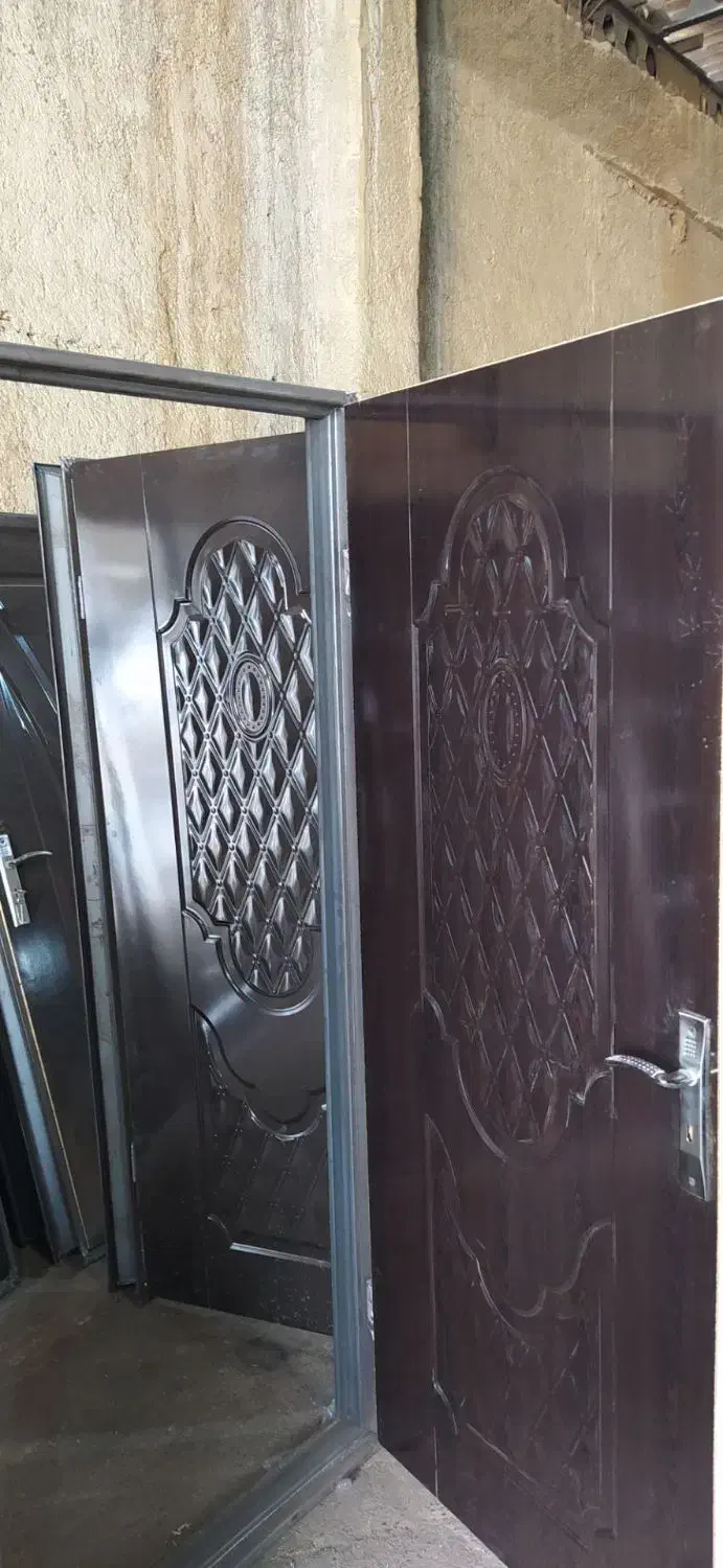 تولید درب های چوبی|مصالح و تجهیزات ساختمان|اسلامشهر, شهرک سالور|دیوار