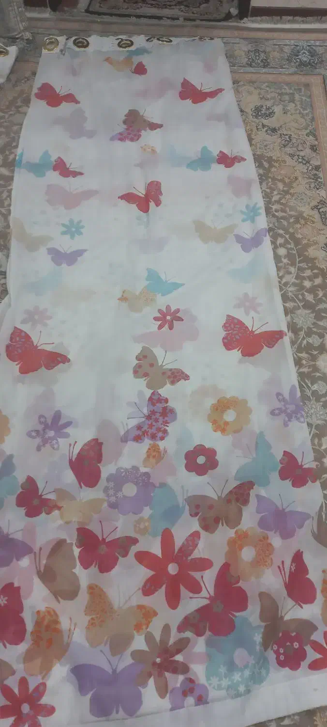 پرده پانچ دو عدد ویک عدد پرده حریر اتاق خواب|پرده، رانر، رومیزی|کرج, کمال‌شهر|دیوار