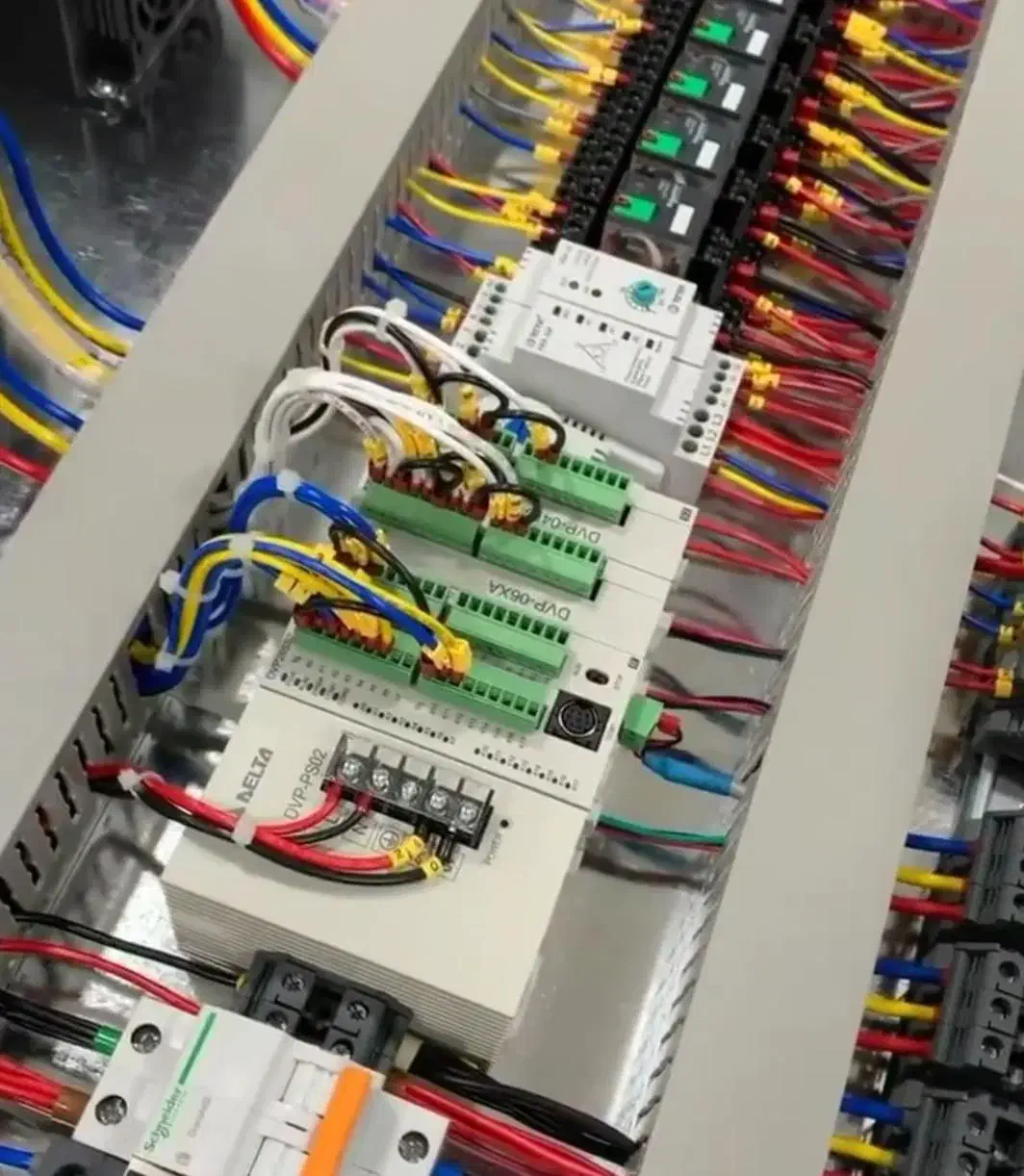 برق کاری/آیفن تصویری/لاینر/دوربین مداربسته/شبکه|خدمات پیشه و مهارت|رشت, رشتیان|دیوار