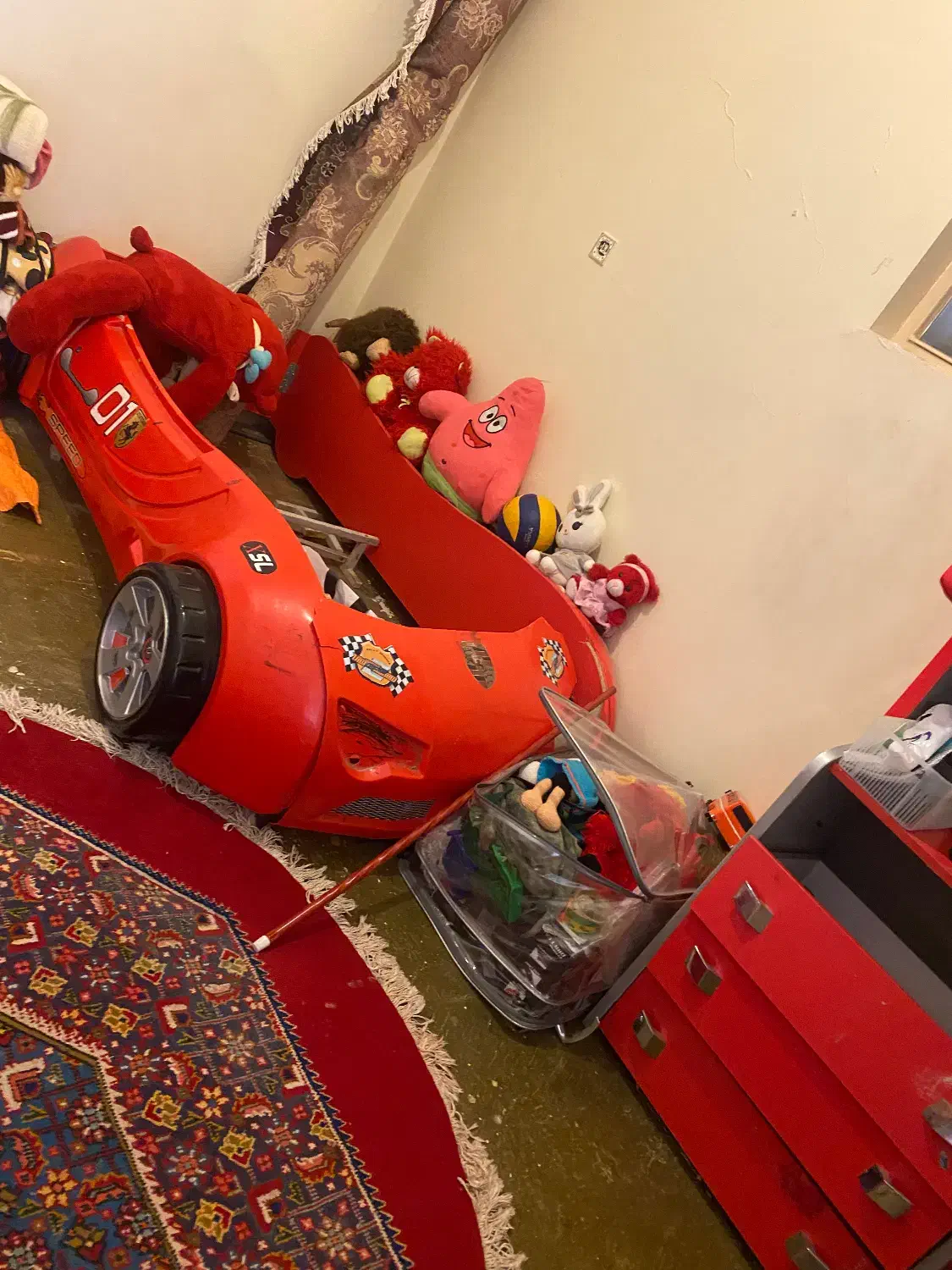 تخت و درایور پسرانه|تخت و سرویس خواب|کرمان, |دیوار