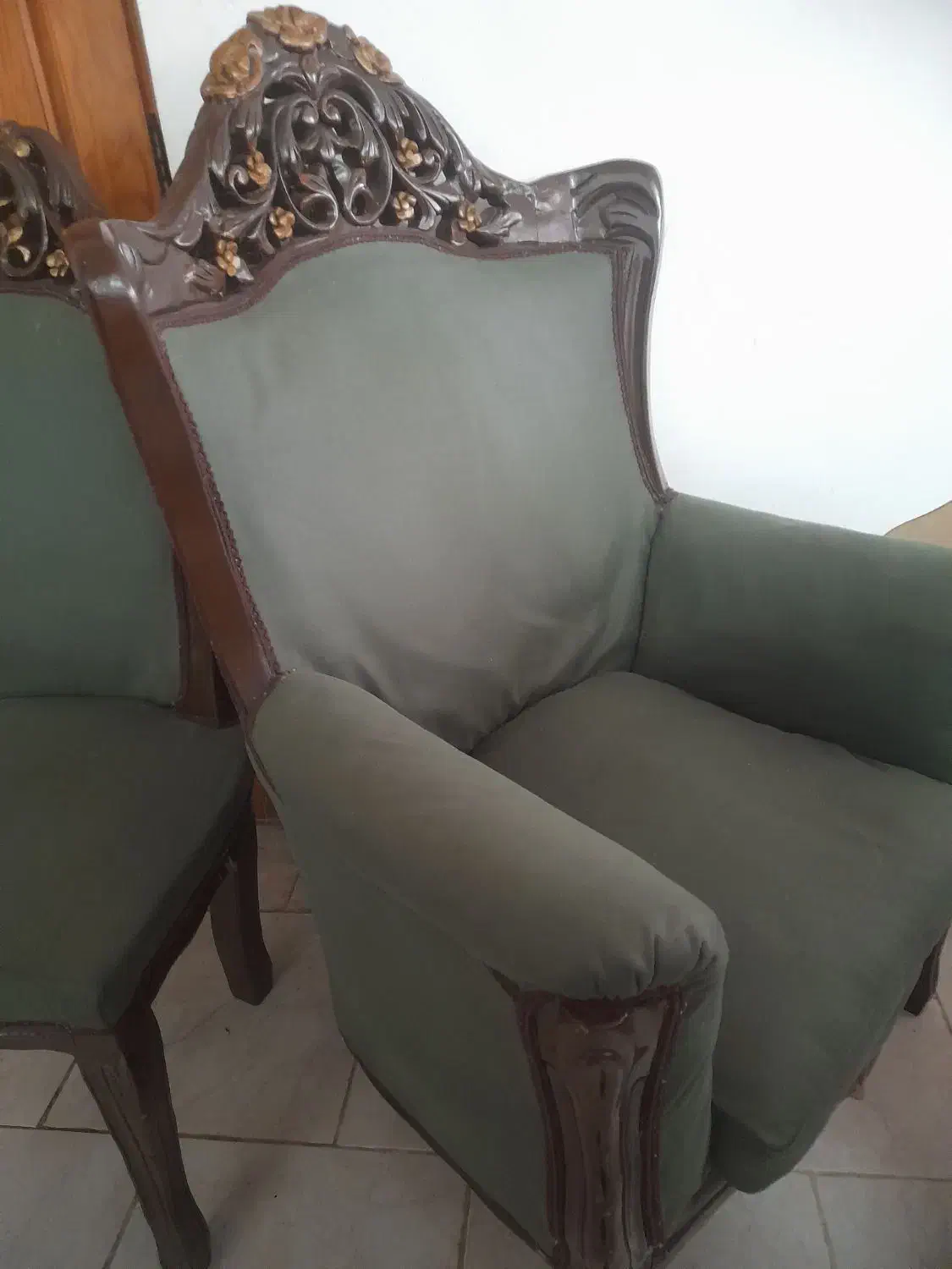 صندلی|صندلی و نیمکت|سیاهکل, |دیوار