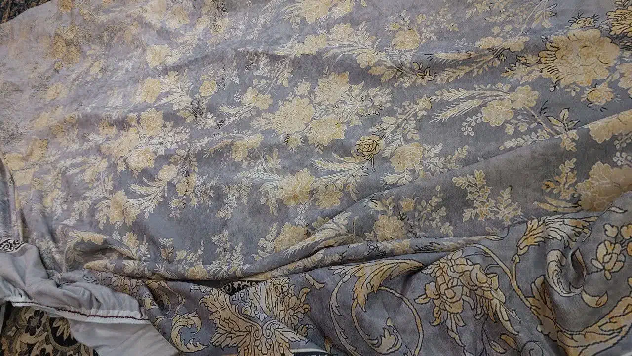 روفرشی ۹ متری کاملا نو فروش به دلیل اشتباه سایزی|روفرشی|سمنان, |دیوار