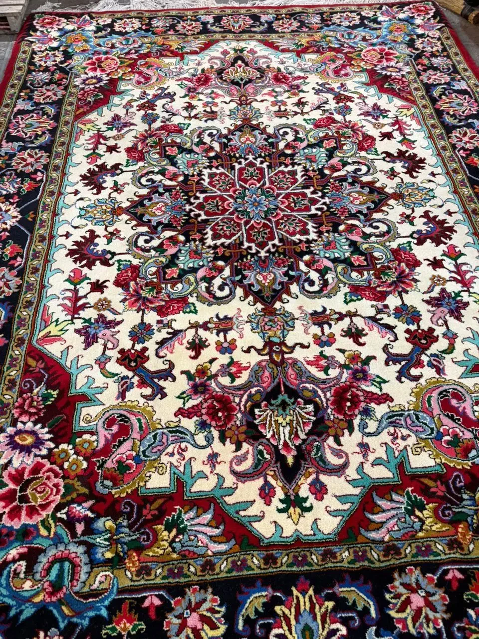 یه جفت 9متری سالاری|فرش|اهر, |دیوار