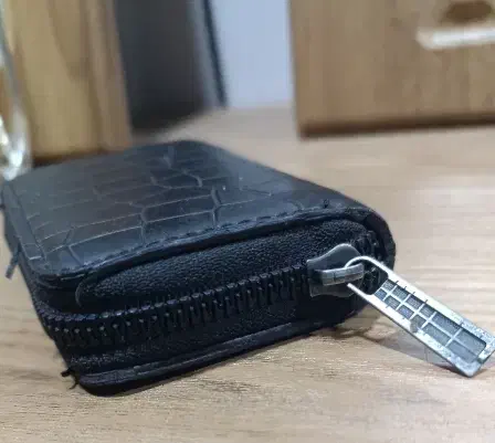 کیف جا کارتی گمشده|اشیا|دزفول, |دیوار