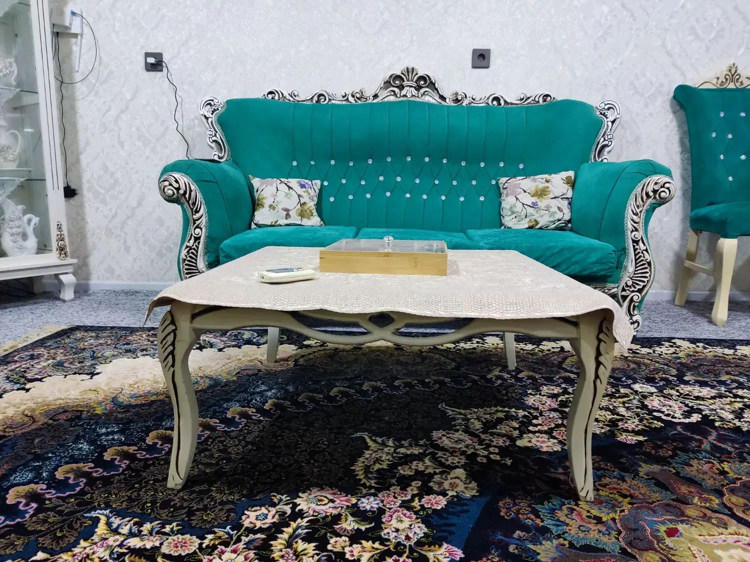 مبل سلطنتی|مبلمان خانگی و میز عسلی|اهواز, کوی مهدیس|دیوار