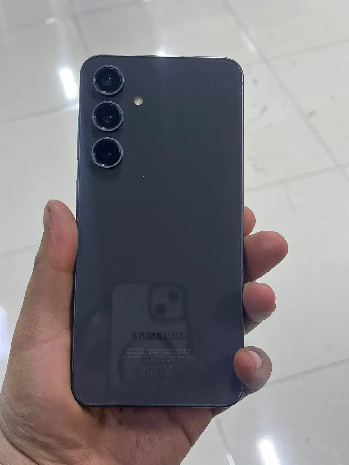 گوشی S24fe|موبایل|اندیشه, اندیشه فاز ۱|دیوار