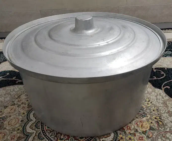 قابلمه روی|ظروف پخت‌وپز|قم, علی آباد سعدگان|دیوار