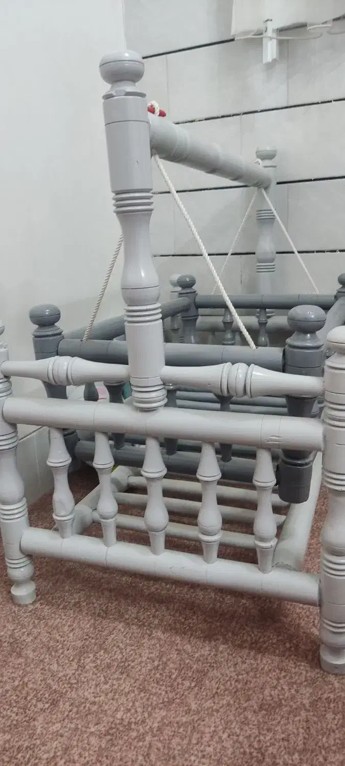 گهواره نوزاد|تخت و صندلی بچه|مبارکه, |دیوار