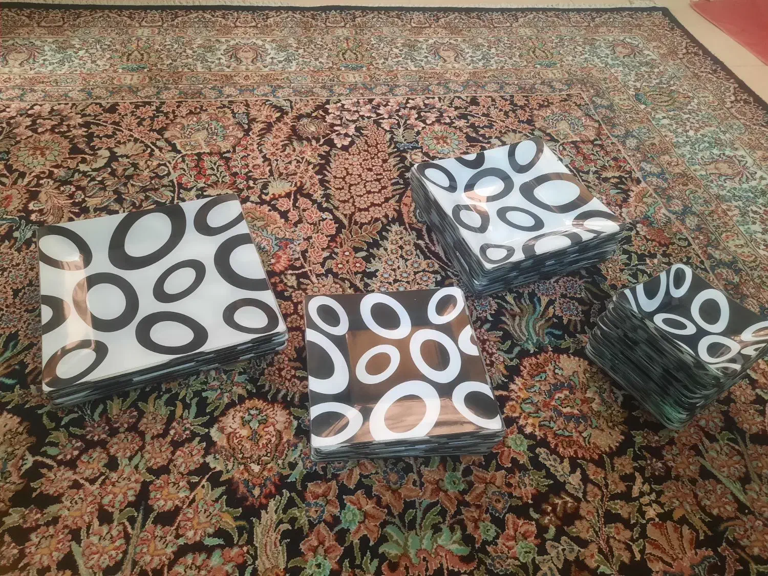 ظرف یا کاسه بشقاب پذیرایی شیشه ایی|ظروف سرو و پذیرایی|ری, فیروزآبادی|دیوار