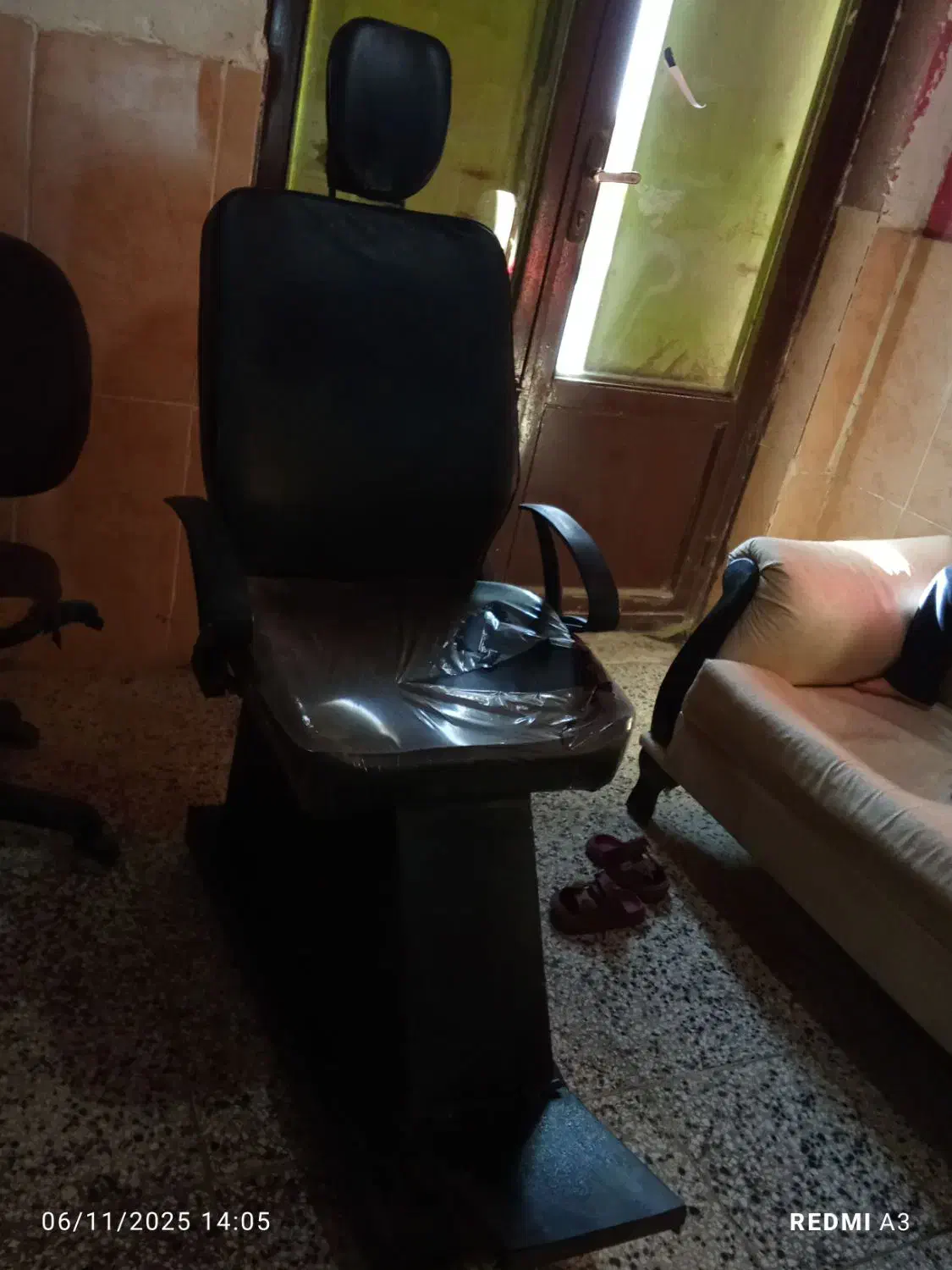 وسایل آرایشگاه|آرایشگاه و سالن‌های زیبایی|گنبد کاووس, |دیوار