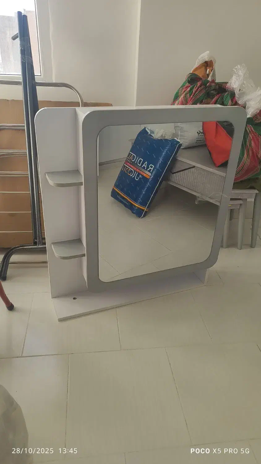 یک عدد آینه ریلی نو|آینه|سبزوار, کلاته سیفر|دیوار