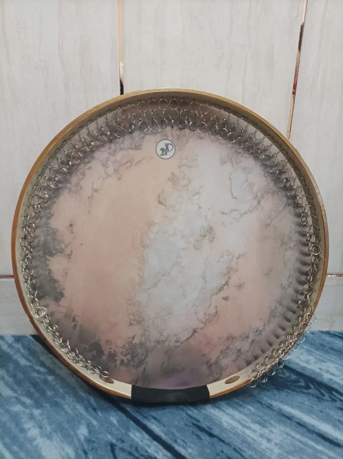 دف پارسیان|سازهای سنتی|پیر بکران, |دیوار