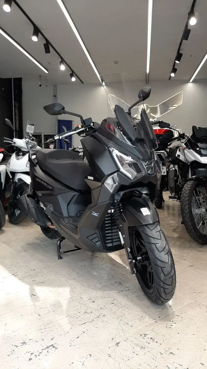 جویمکس جدید SYM JR300 1404|موتورسیکلت|تهران, فلسطین (میدان انقلاب)|دیوار