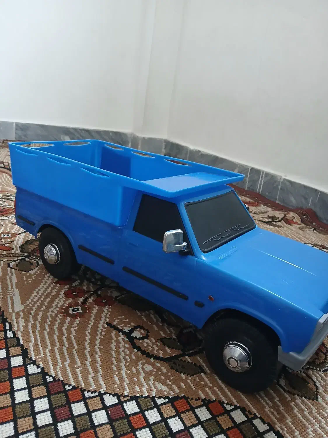 نیسان سایز بزرگ|اسباب‌‌بازی|اردبیل, |دیوار