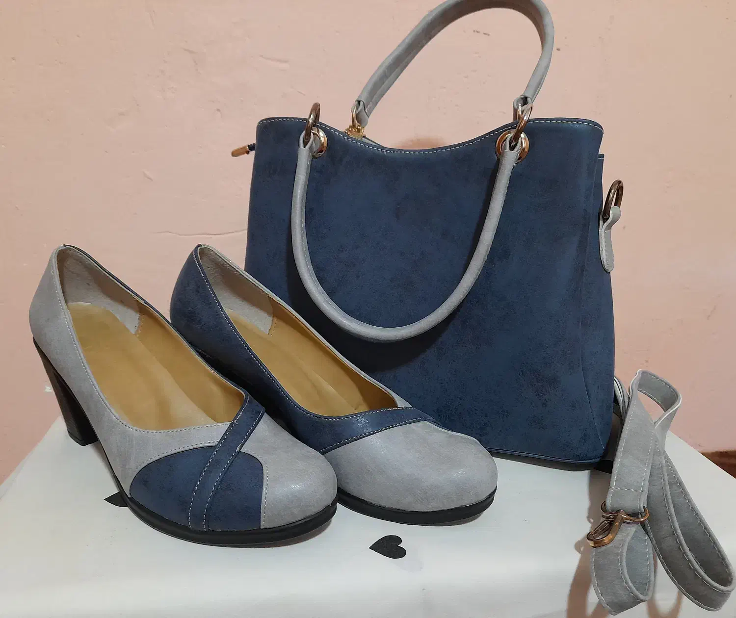 کیف و کفش ست|کیف، کفش، کمربند|رشت, ساغری سازان|دیوار