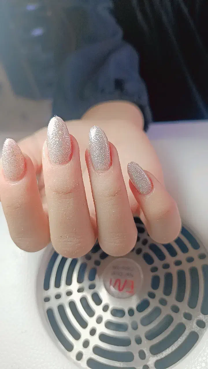 nail|خدمات آرایشگری و زیبایی|شهرضا, |دیوار