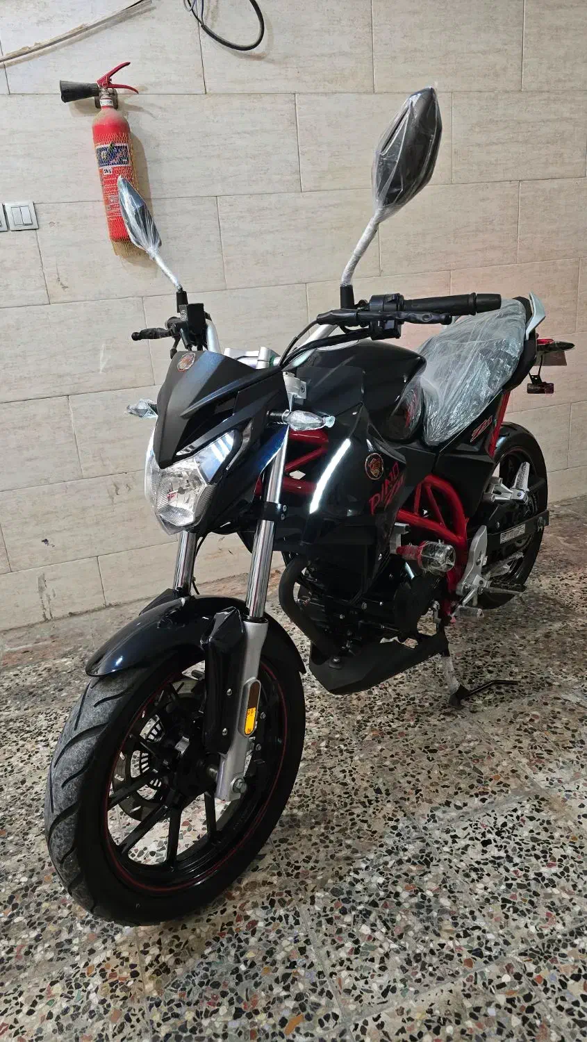 دینو Z2 200 لاکی بنلی ns pcx adv|موتورسیکلت|شیراز, حافظیه|دیوار