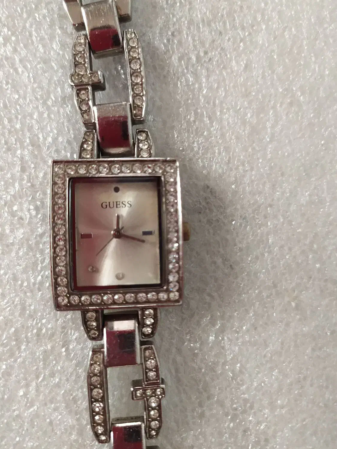 ساعت مچی|ساعت|ملایر, |دیوار