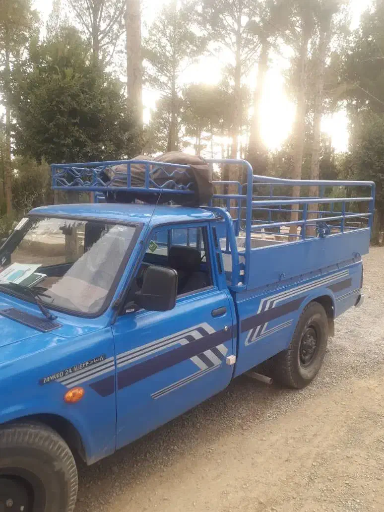 نیسان 1402 آپشنال|خودرو سواری و وانت|ابرکوه, |دیوار