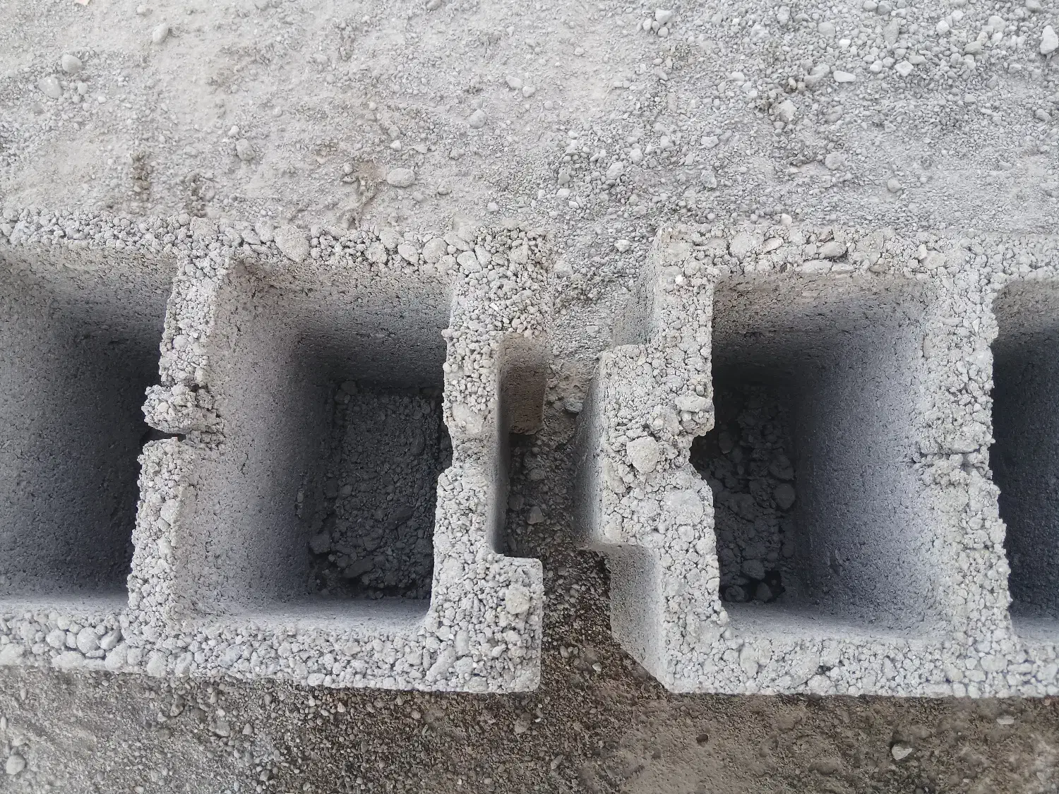 بلوک سقفی ودیواری ته بسته وقفلی|مصالح و تجهیزات ساختمان|خاش, |دیوار