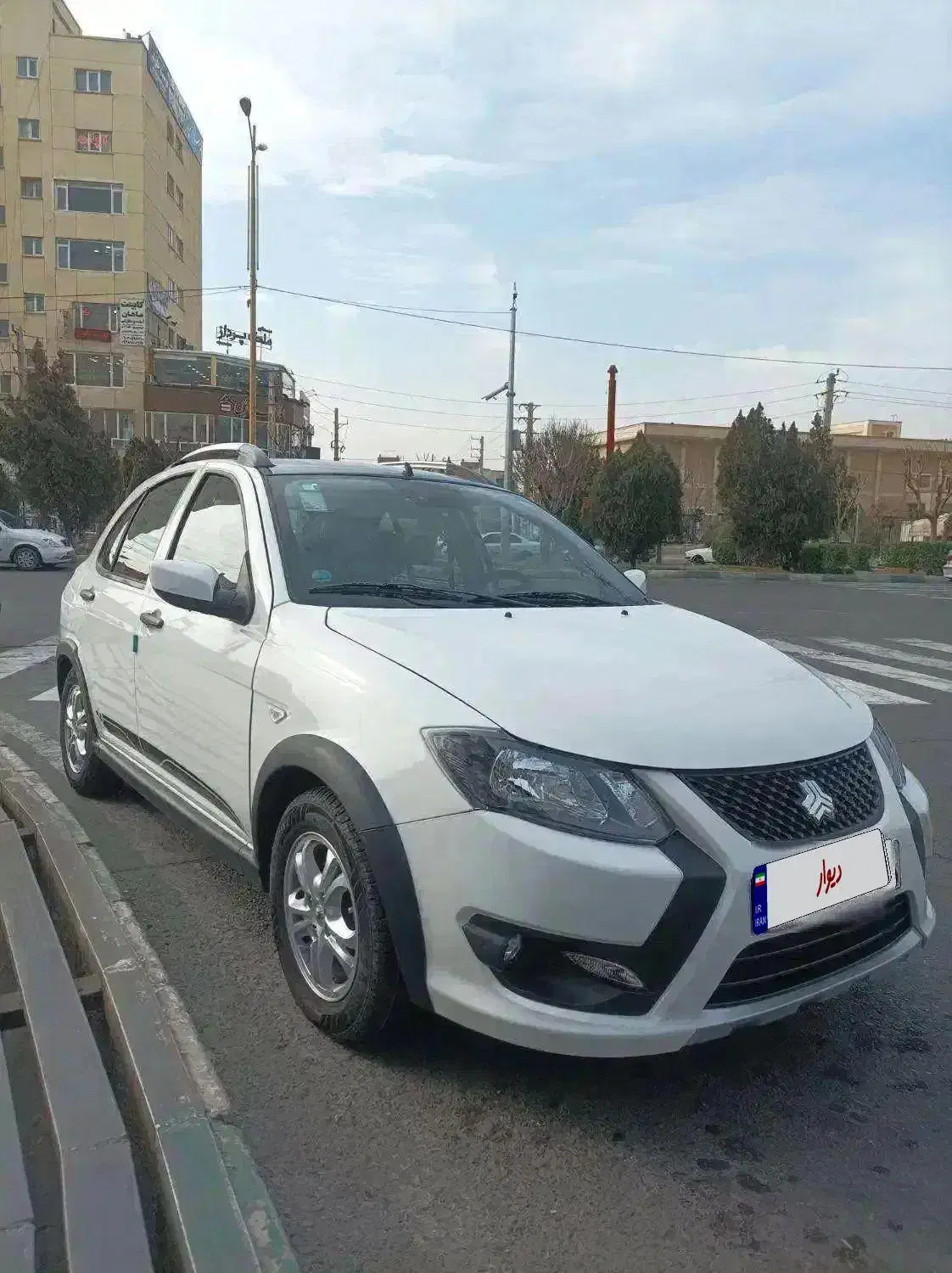 کوییک سفید مشکی  gxr I پارس خودرویی|خودرو سواری و وانت|پرند, فاز ۲|دیوار