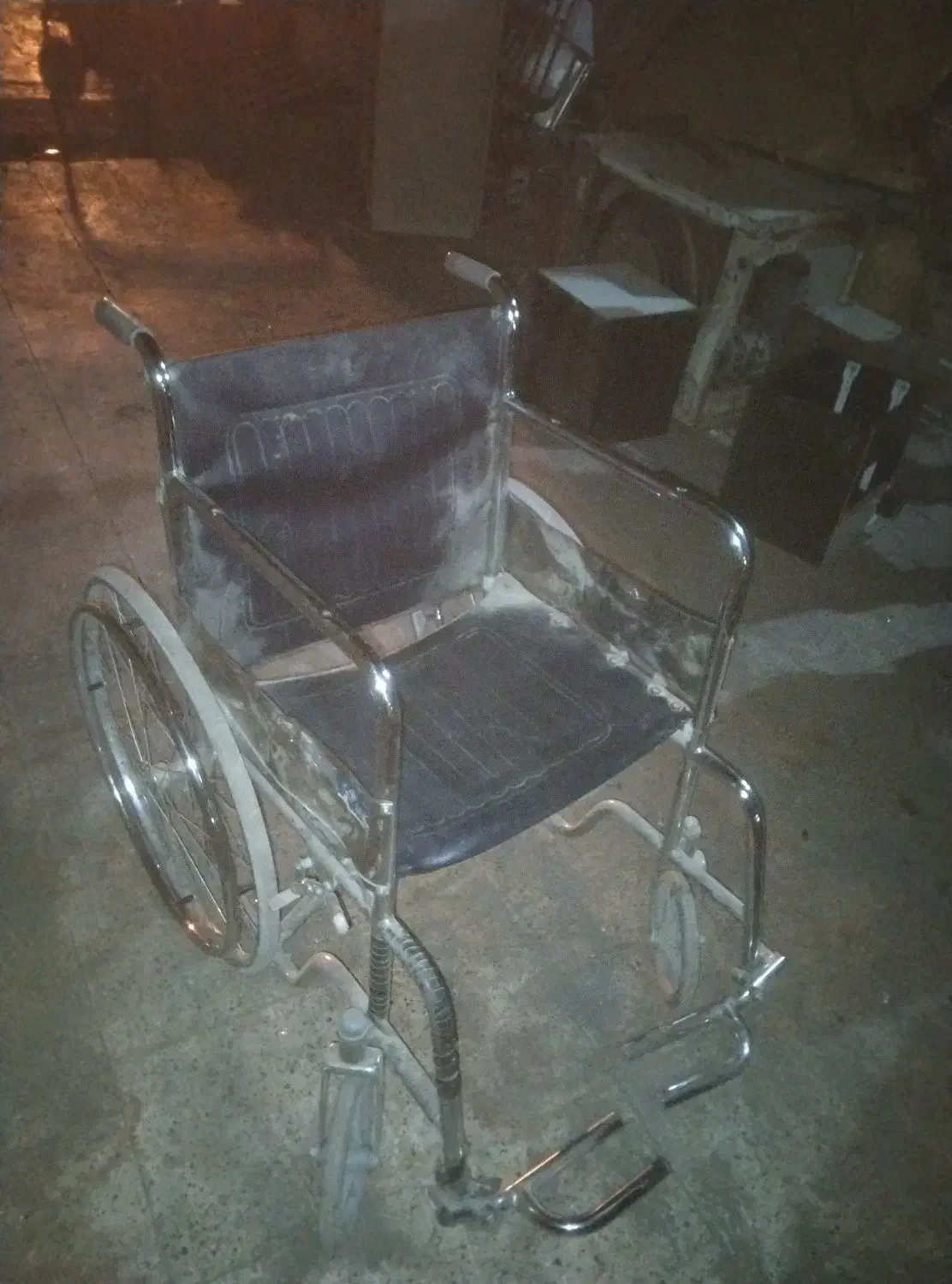 ویلچر سالم و مرتب به قیمت پایین|آرایشی، بهداشتی، درمانی|مشهد, خین عرب|دیوار