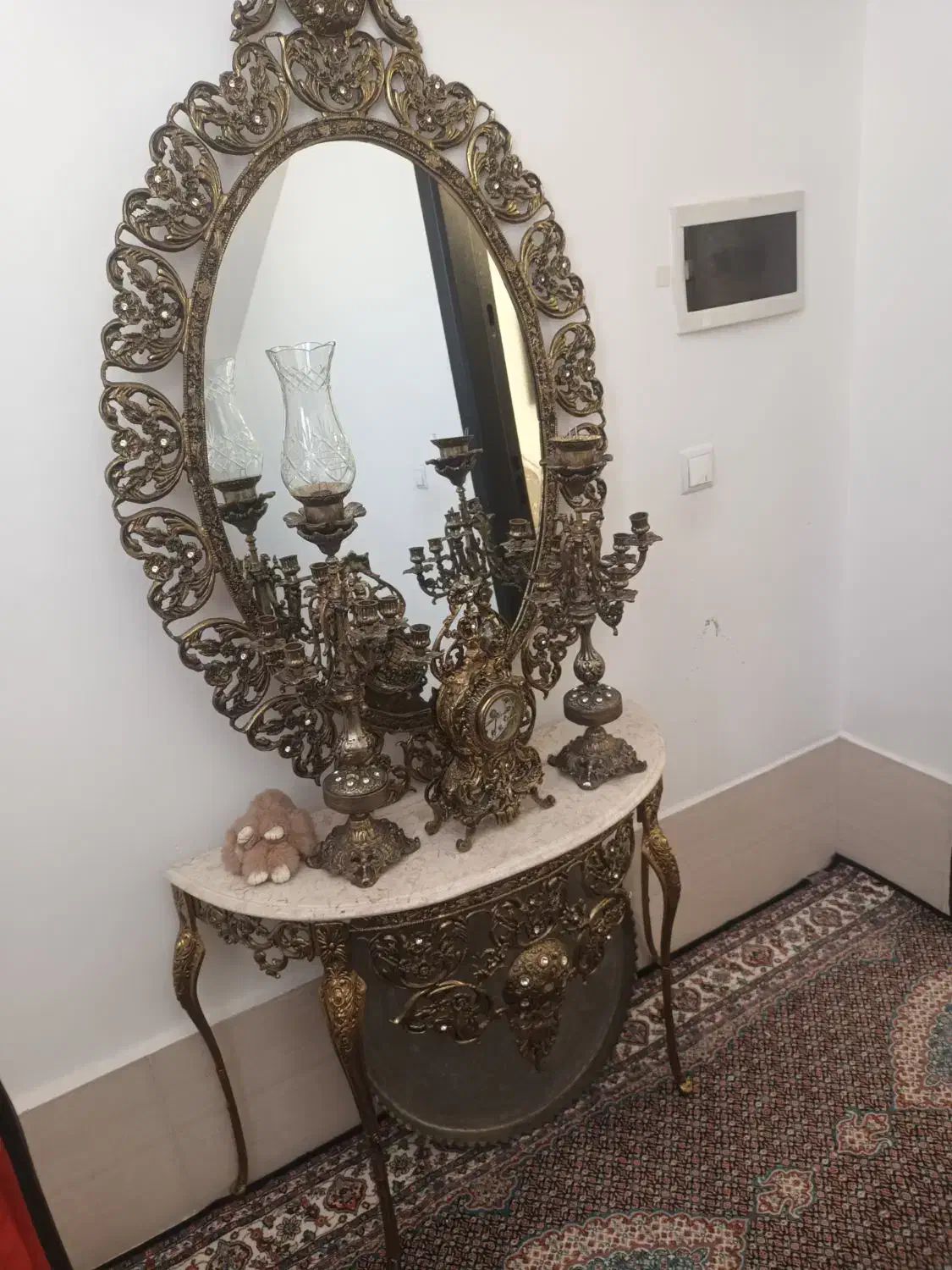 آینه و شمعدان|آینه|اردبیل, |دیوار