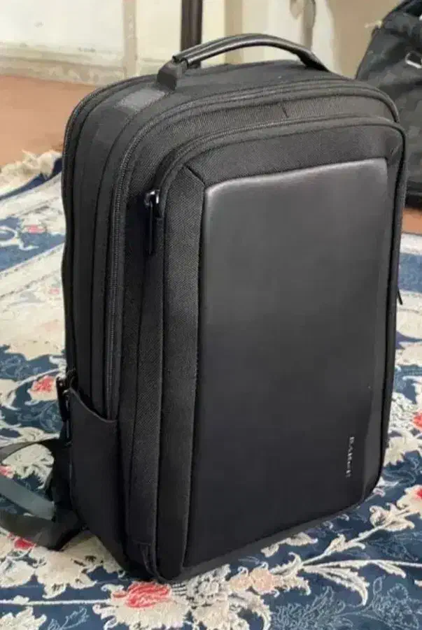 کوله حرفه‌ای بنج|کیف، کفش، کمربند|اصفهان, نقش جهان|دیوار