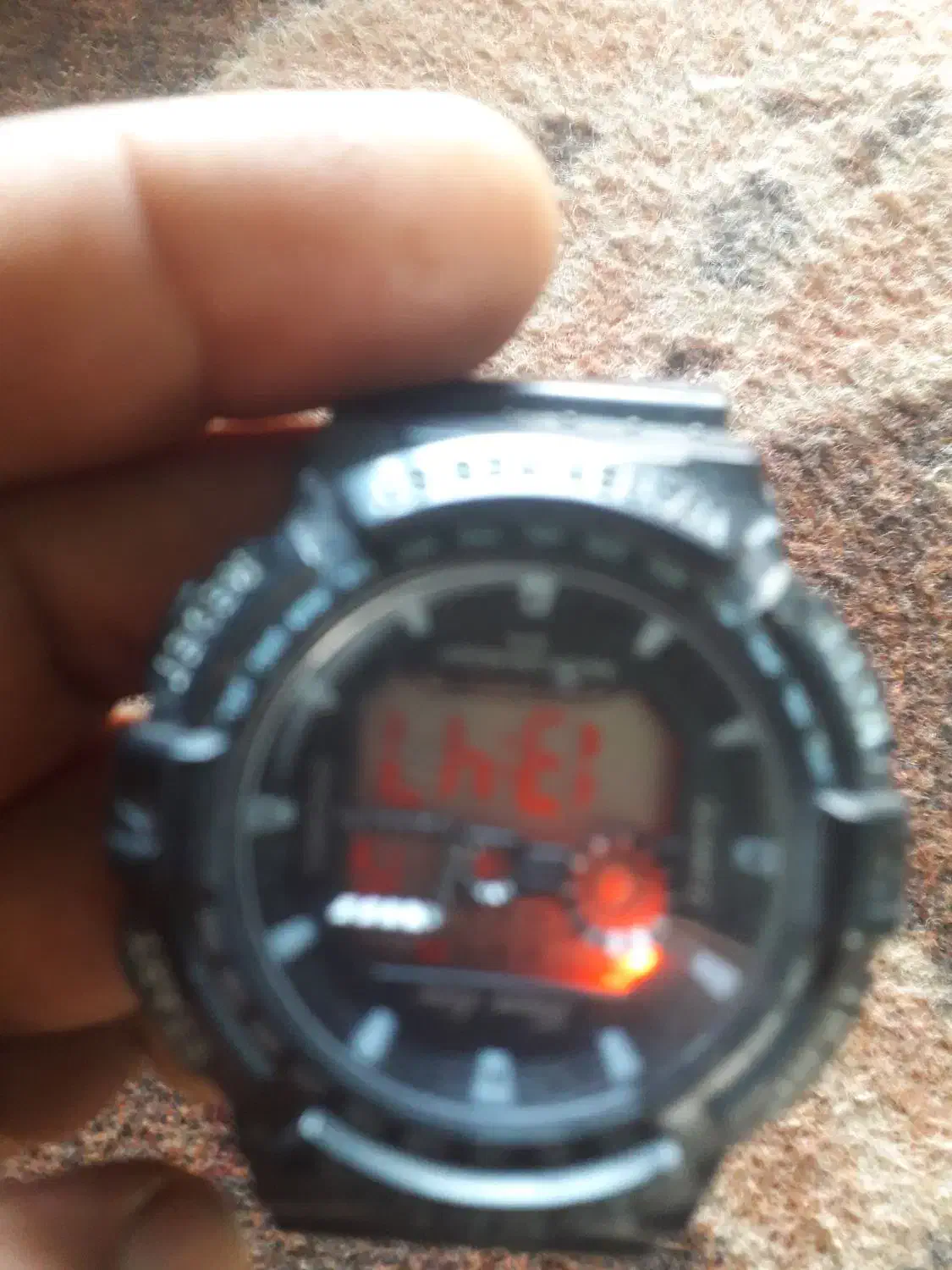 ساعت درجه یک این ۳سال باطری پلمپ خودش روش هست|ساعت|دهلران, |دیوار